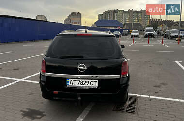 Универсал Opel Astra 2005 в 