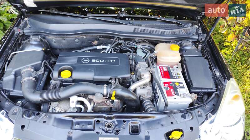 Универсал Opel Astra 2008 в Полтаве