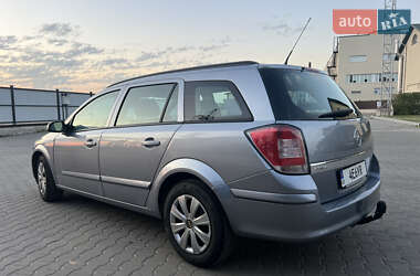 Универсал Opel Astra 2008 в Рожище