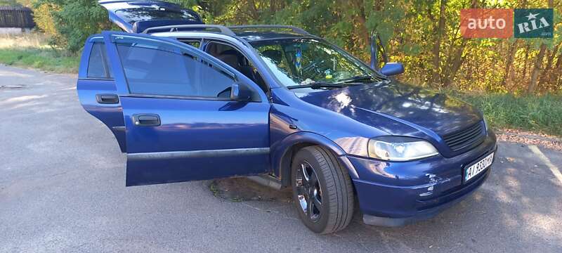 Универсал Opel Astra 2004 в Киеве