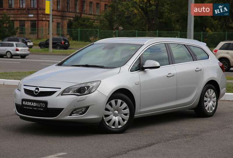 Opel Astra 2010