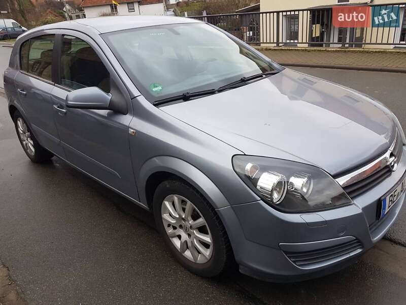 Opel Astra 2004