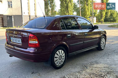 Седан Opel Astra 2007 в 