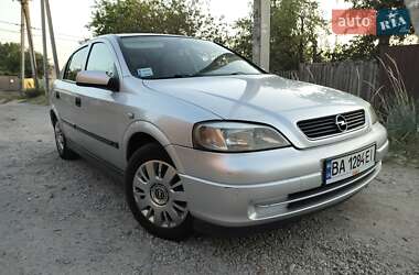 Хэтчбек Opel Astra 1998 в Кропивницком