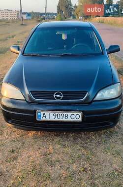 Седан Opel Astra 2007 в Чубинське