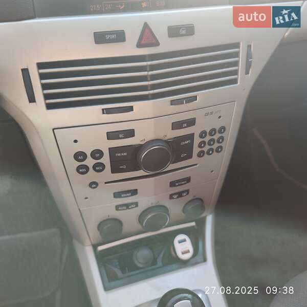 Хэтчбек Opel Astra 2007 в Одессе
