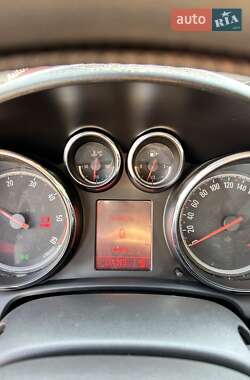 Универсал Opel Astra 2011 в 