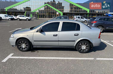 Седан Opel Astra 2008 в 