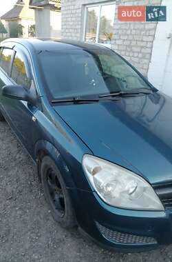 Хэтчбек Opel Astra 2007 в 