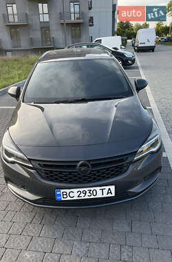 Універсал Opel Astra 2016 в Львові