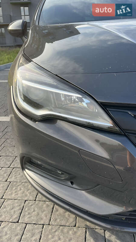 Універсал Opel Astra 2016 в Львові