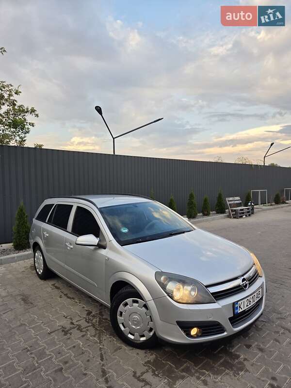 Универсал Opel Astra 2006 в Фастове