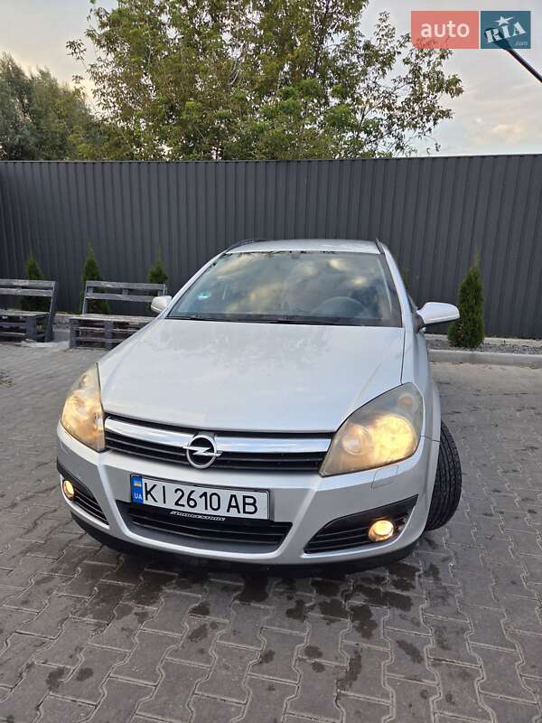 Универсал Opel Astra 2006 в Фастове