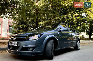 Хэтчбек Opel Astra 2005 в Ивано-Франковске