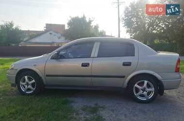 Седан Opel Astra 2008 в 