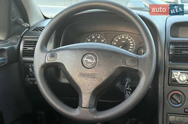 Седан Opel Astra 2007 в 