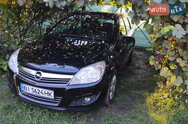 Универсал Opel Astra 2008 в Полтаве