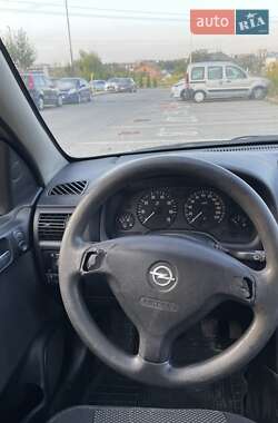 Седан Opel Astra 2008 в 