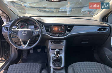 Универсал Opel Astra 2017 в 