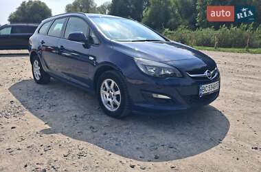 Универсал Opel Astra 2015 в Хмельницком