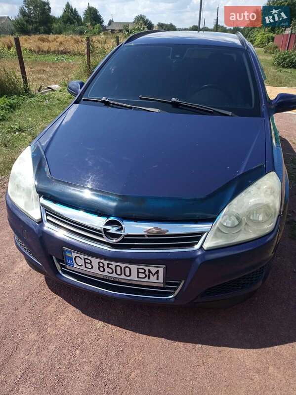 Универсал Opel Astra 2008 в Чернигове