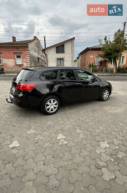 Универсал Opel Astra 2011 в 