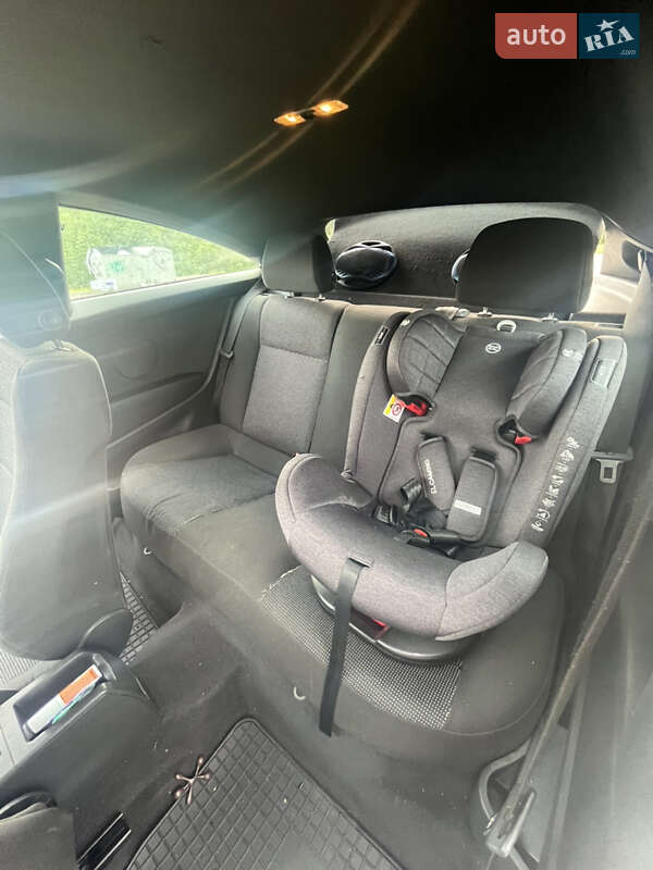 Хетчбек Opel Astra 2005 в Рівному