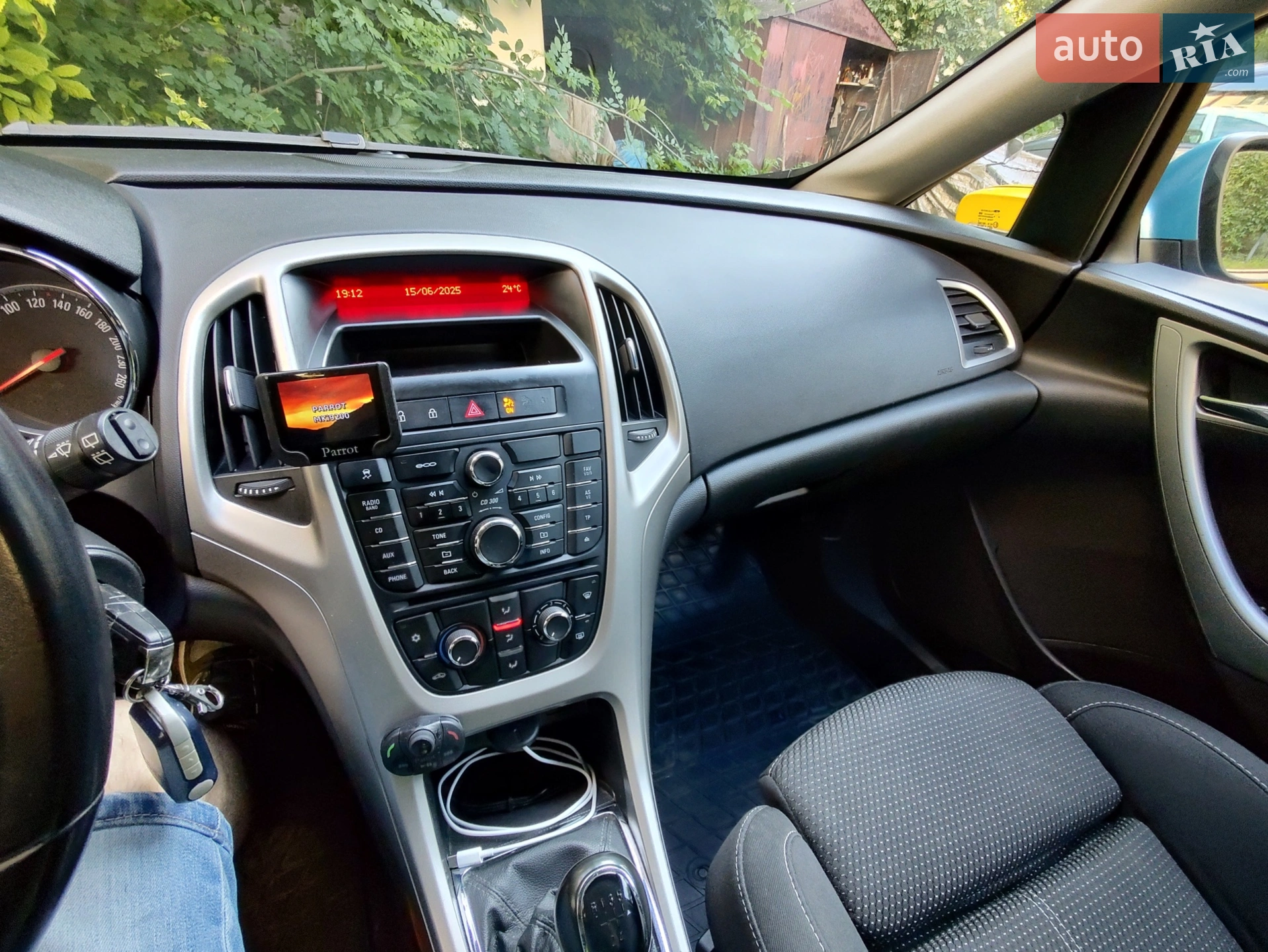 2012 Opel Astra - мініатюра 28