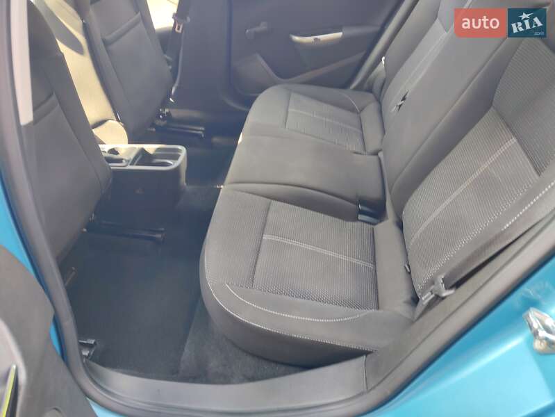 Універсал Opel Astra 2012 в Львові