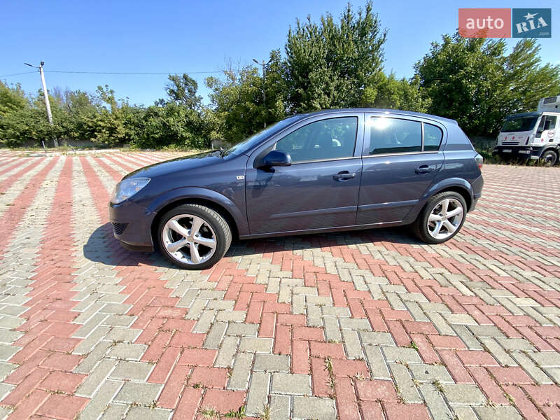 Хэтчбек Opel Astra 2008 в Белой Церкви