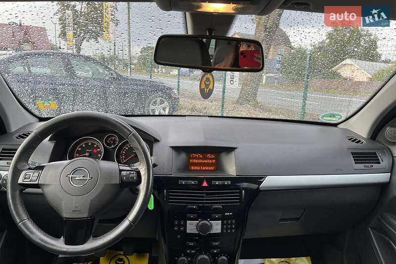 Универсал Opel Astra 2010 в Коломые