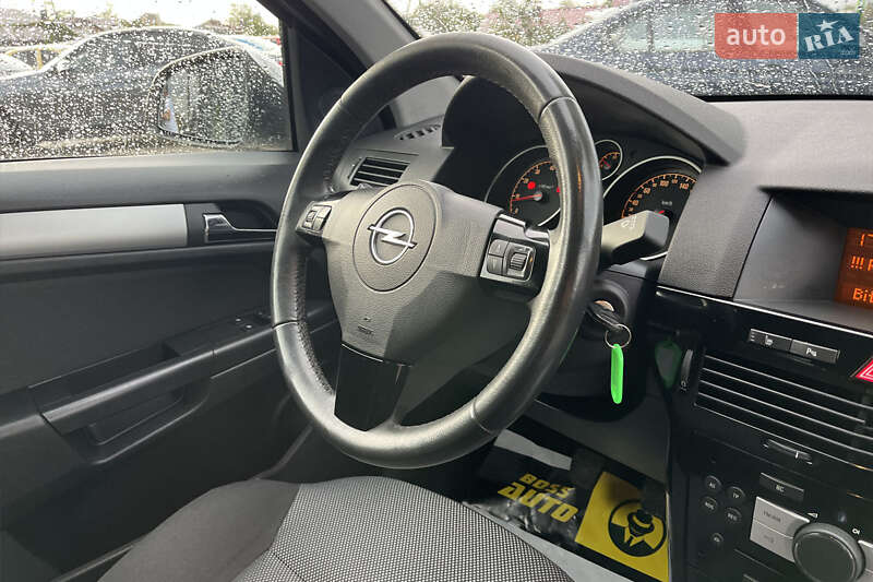 Универсал Opel Astra 2010 в Коломые