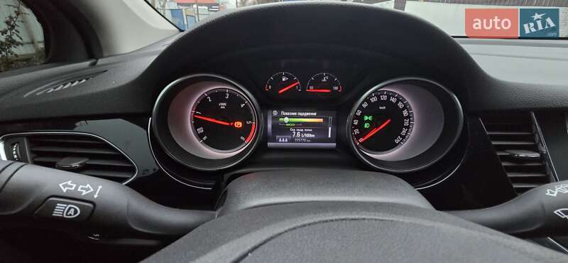 Универсал Opel Astra 2018 в Умани