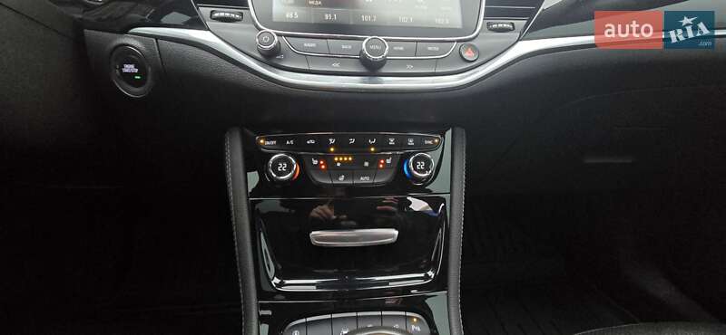 Универсал Opel Astra 2018 в Умани