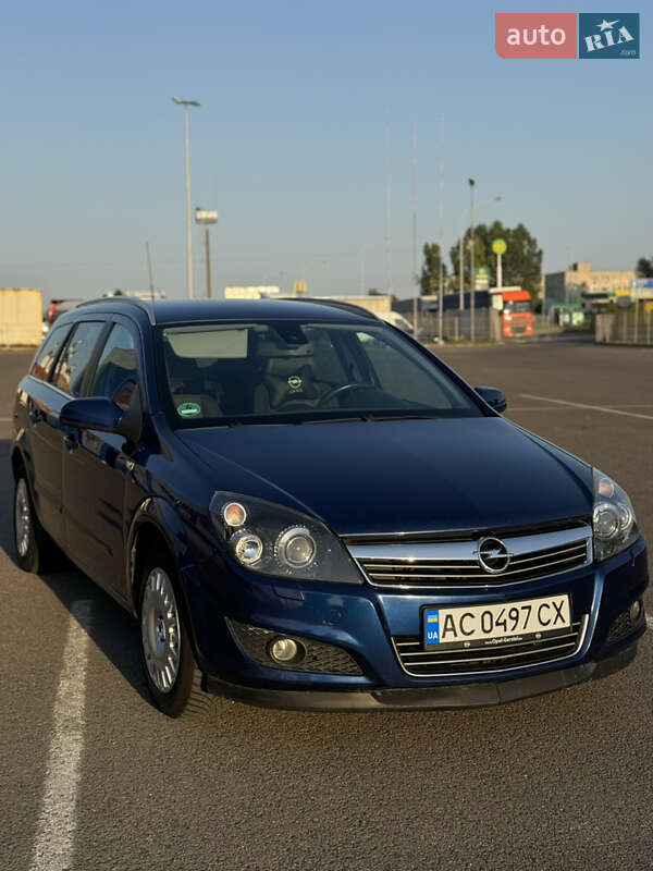 Универсал Opel Astra 2009 в Ковеле