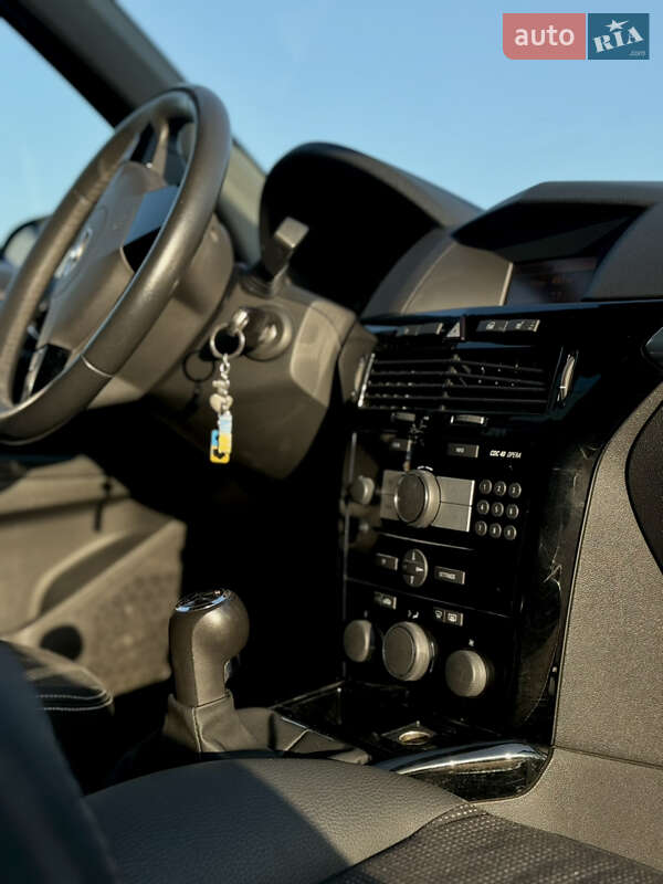 Универсал Opel Astra 2009 в Ковеле