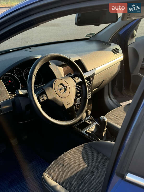 Универсал Opel Astra 2009 в Ковеле