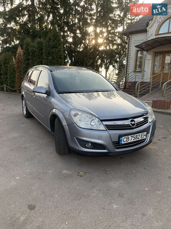 Універсал Opel Astra 2008 в 