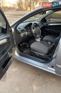 Універсал Opel Astra 2008 в 