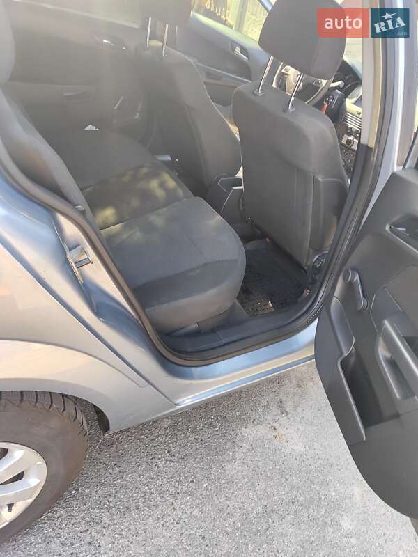 Универсал Opel Astra 2004 в Киеве