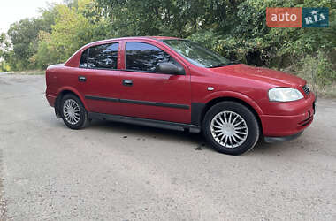 Седан Opel Astra 2006 в 