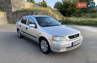 Седан Opel Astra 2005 в 