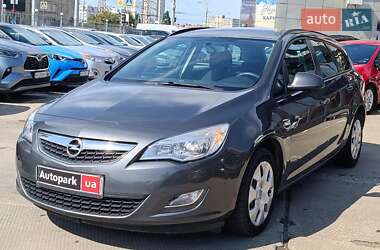 Универсал Opel Astra 2012 в Харькове