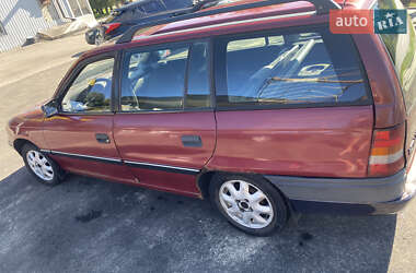 Универсал Opel Astra 1993 в 