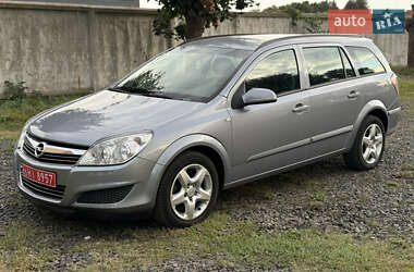 Універсал Opel Astra 2007 в Луцьку
