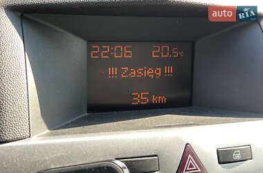 Хэтчбек Opel Astra 2013 в 