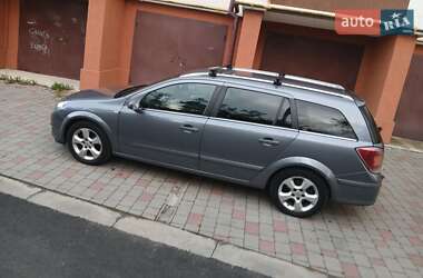 Универсал Opel Astra 2005 в Ивано-Франковске
