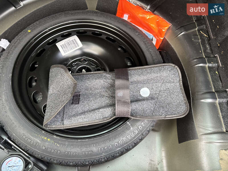 Универсал Opel Astra 2011 в Луцке