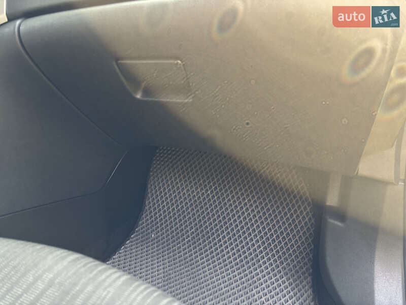 Универсал Opel Astra 2011 в Луцке