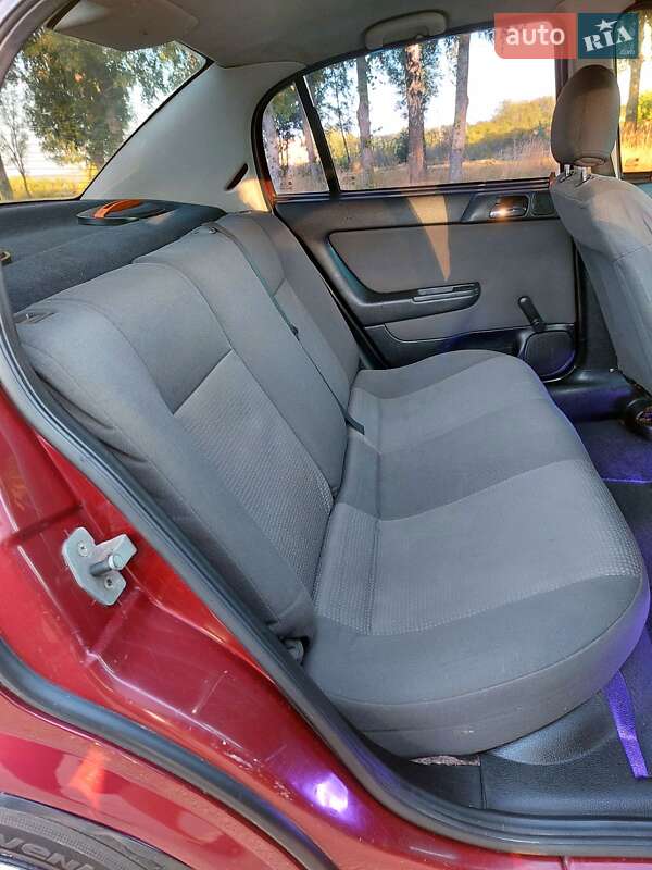 Седан Opel Astra 2008 в Тростянце